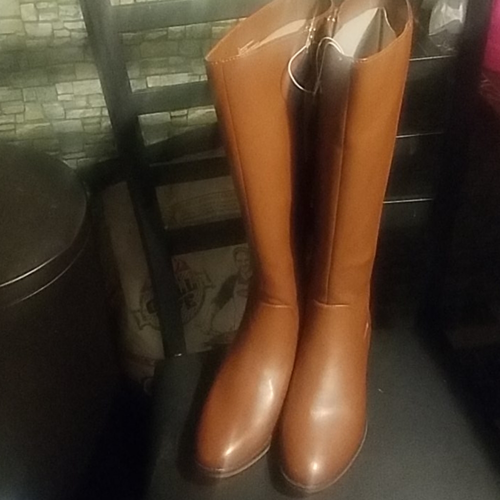 Never worn Boots